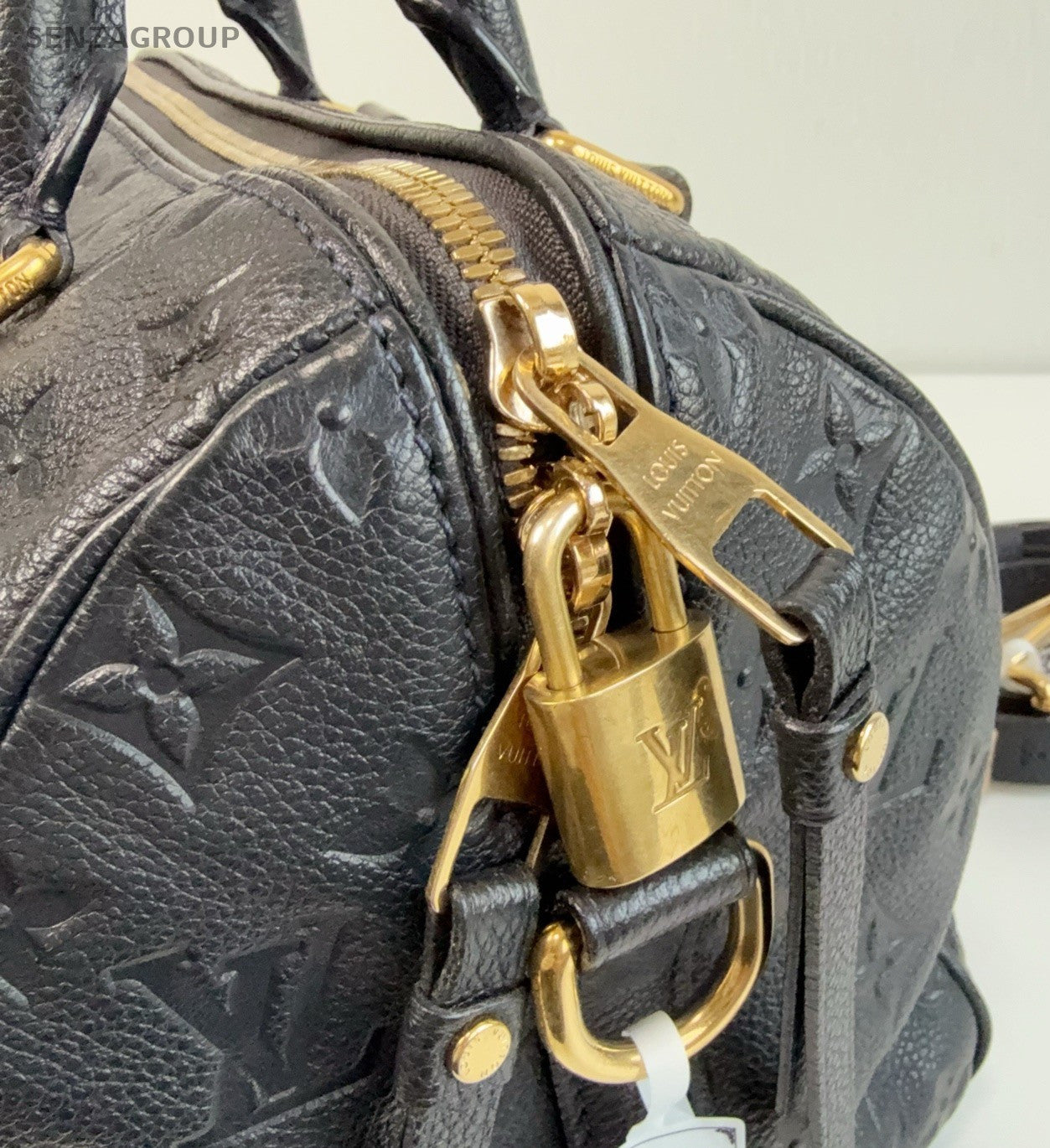 Louis Vuitton Speedy25 Monogram Top Handle Bag Crossbody Women