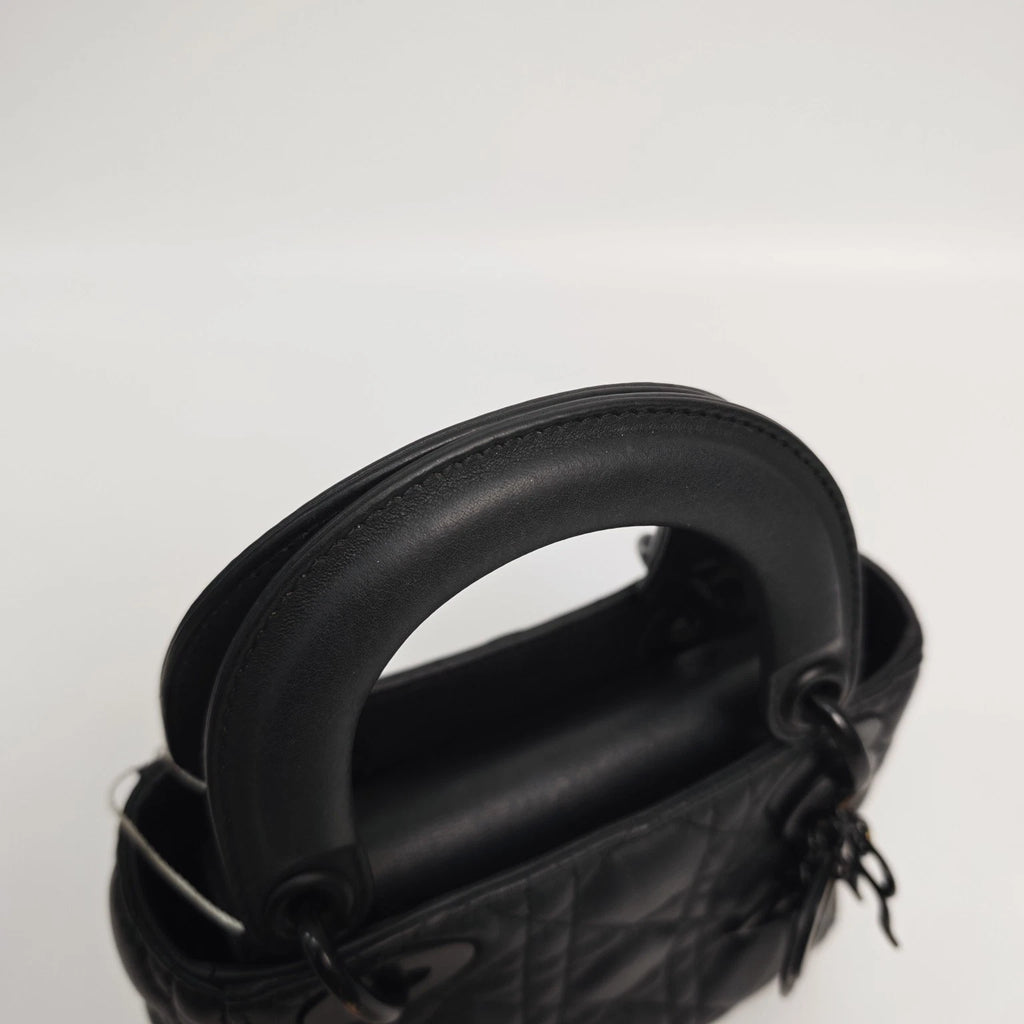 Dior Lady Dior Lambskin Black Top Handle Excellent