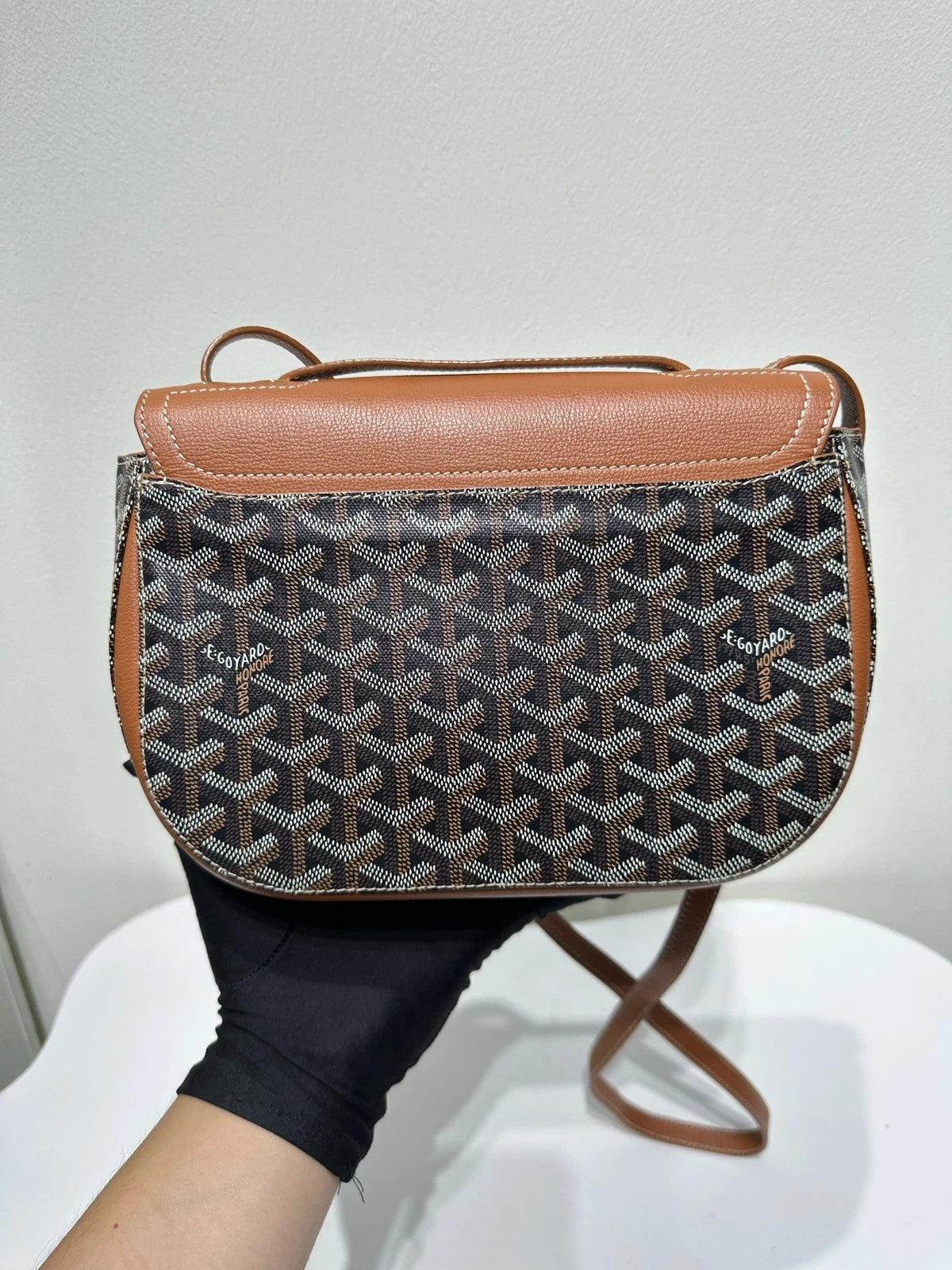 Goyard 233 Brown Leather Messenger Shoulder Crossbody Bag For Women