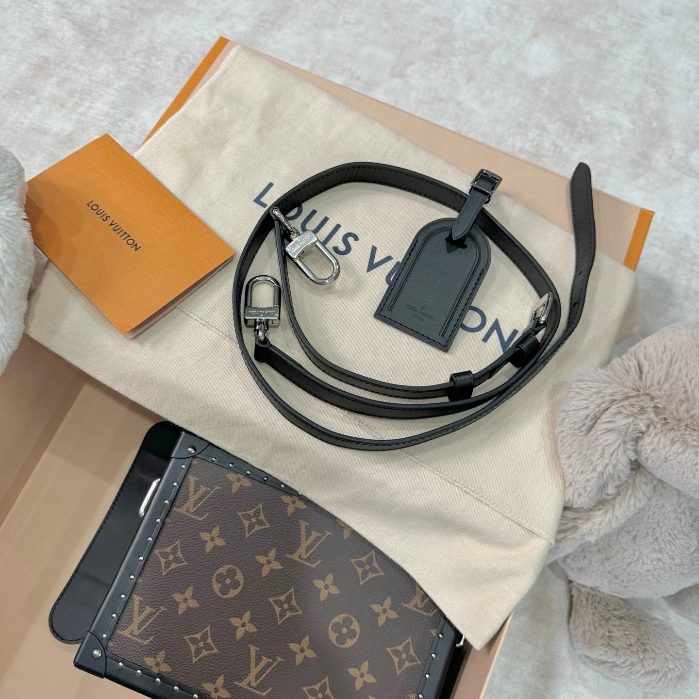 Louis Vuitton Monogram Black Edge Canvas Clutch Box For Women