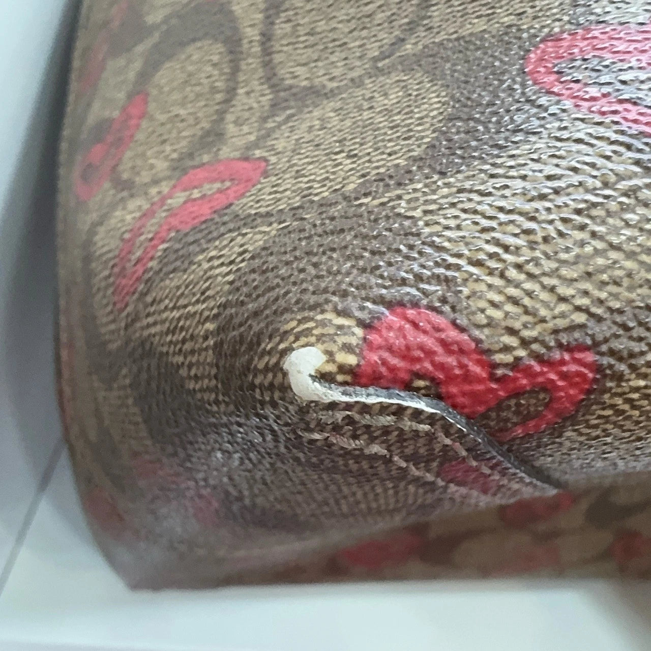 Coach City 33 Reversible Heart Print Canvas Tote Handbag For Women
