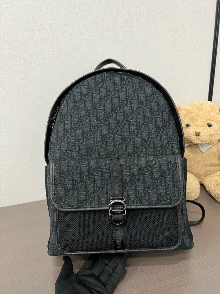 Dior 8 Series Dark Pattern Backpack For Women