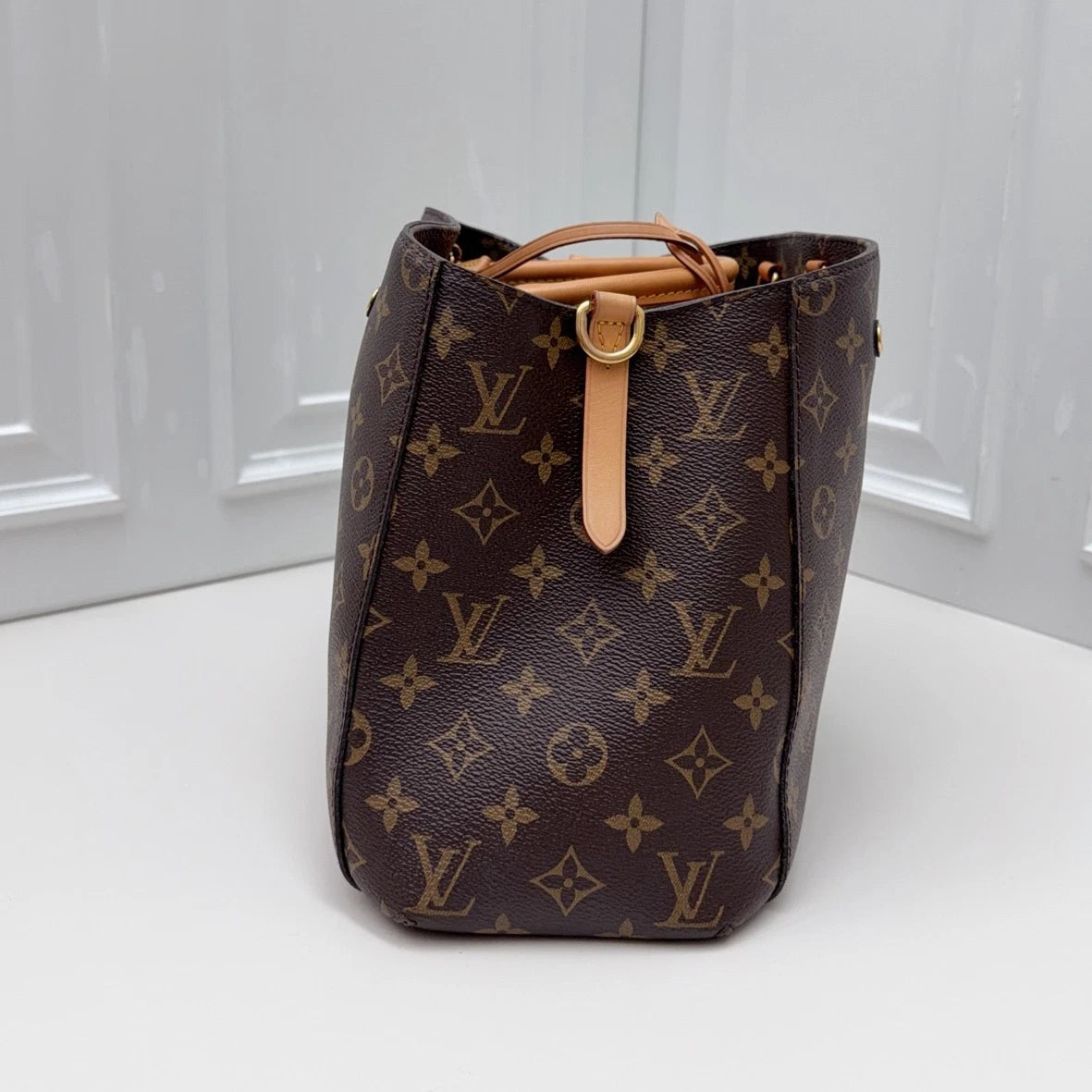 Louis Vuitton Montaigne MM Monogram Top Handle Crossbody Brown Gold Women