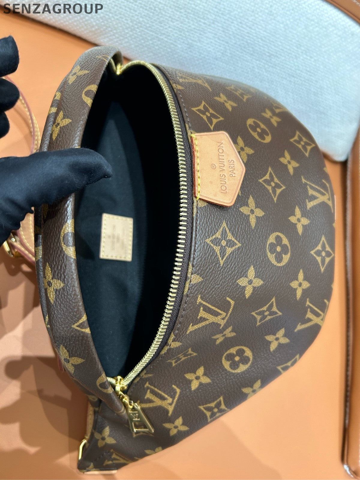 Louis Vuitton Monogram Brown Waist Bag Unisex Crossbody Classic