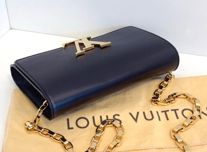 Louis Vuitton Chain louise Logo Chain Strap Crossbody Shoulder bag Calfskin