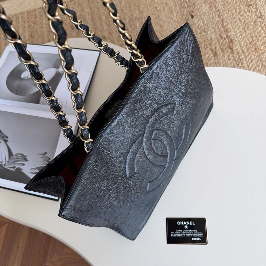 Chanel CC Logo Tote Chain Shoulder Bag Black Gold Used Women Classic Fashion