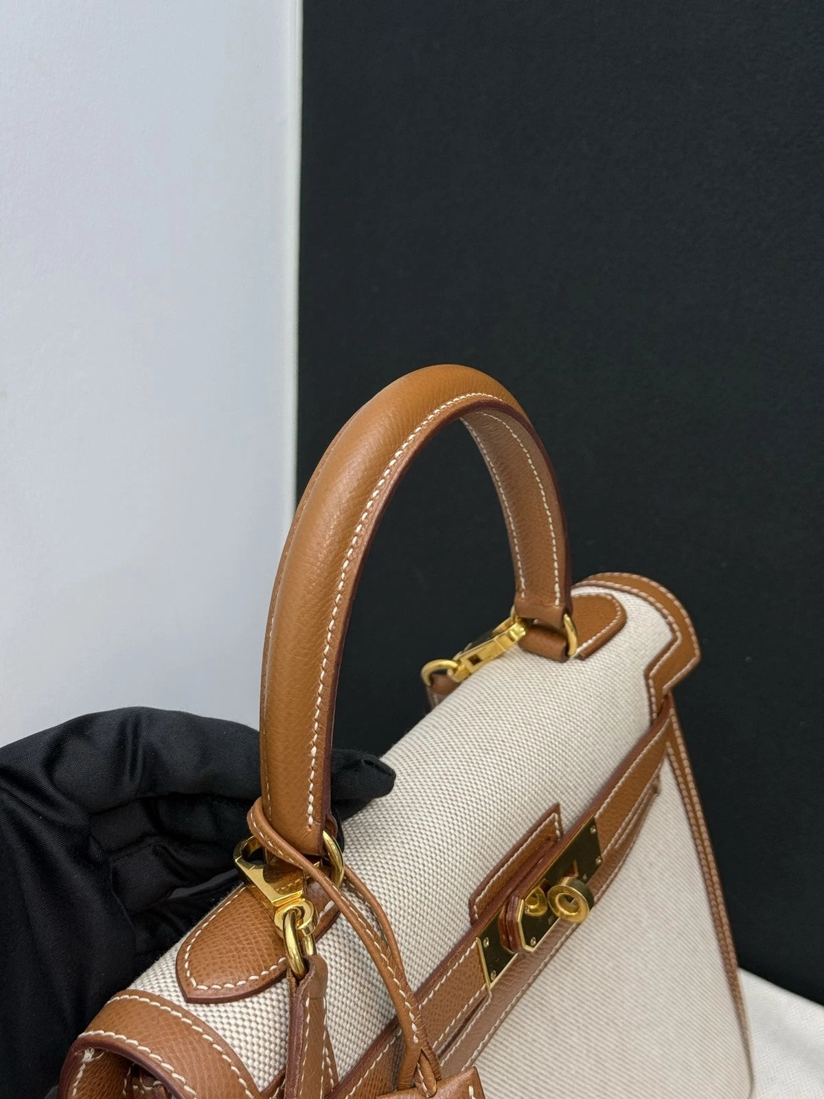 Hermes Kelly28 Canvas Top Handle Bag Crossbody Beige Brown Classic Women