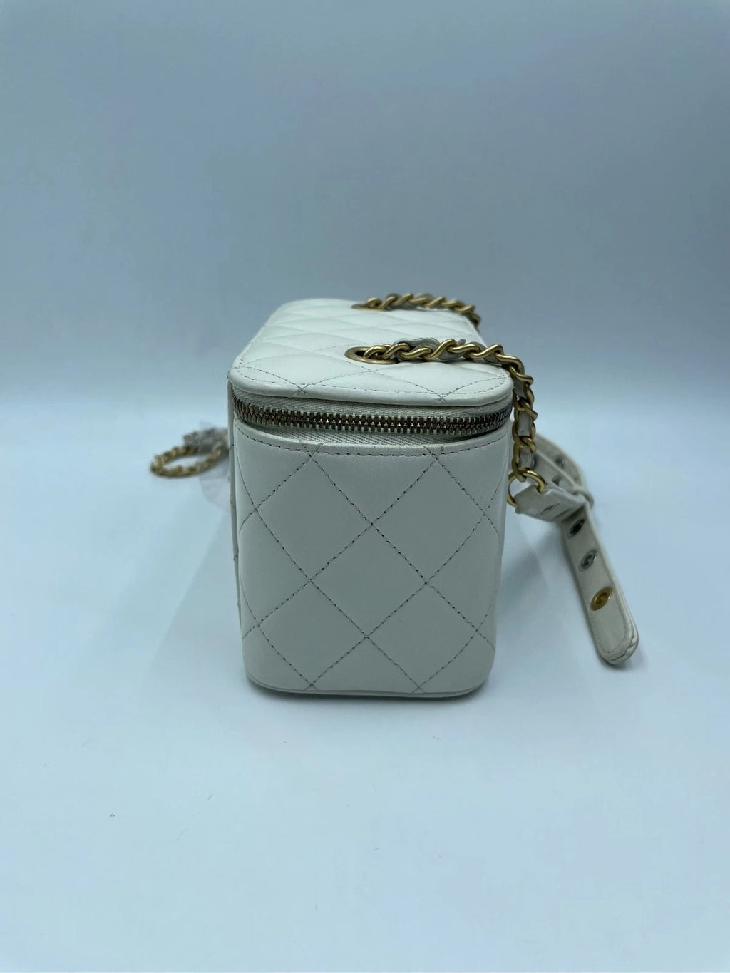 CHANEL White Gold Makeup Case Crossbody For Women