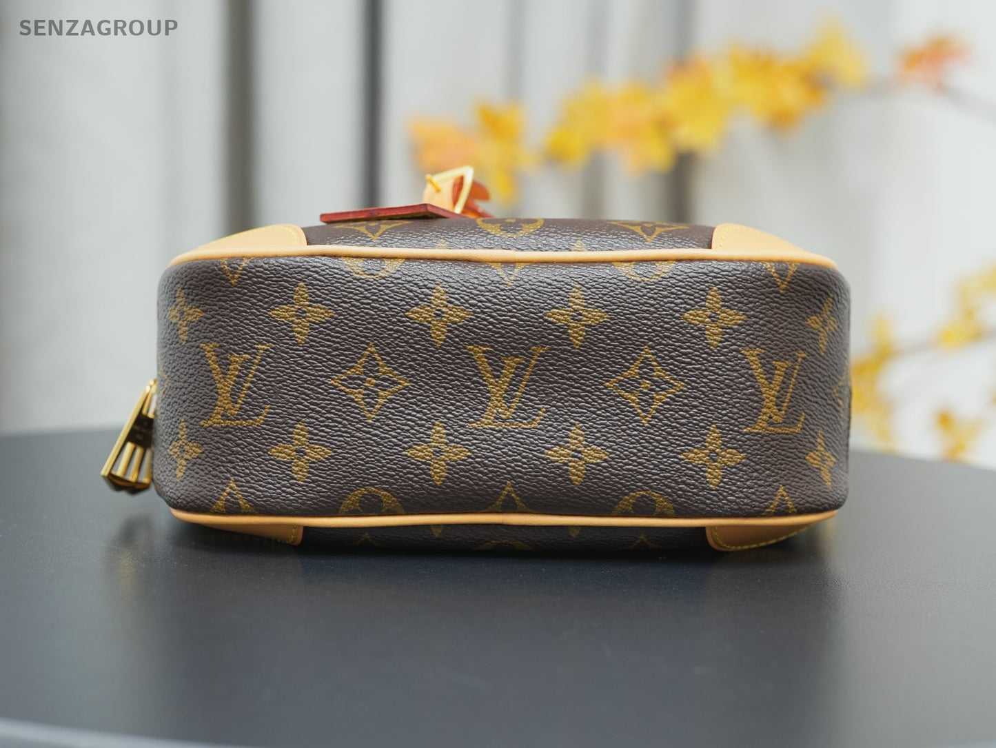 Louis Vuitton M45528 Monogram Canvas Deauville Handbag Crossbody bag Brown