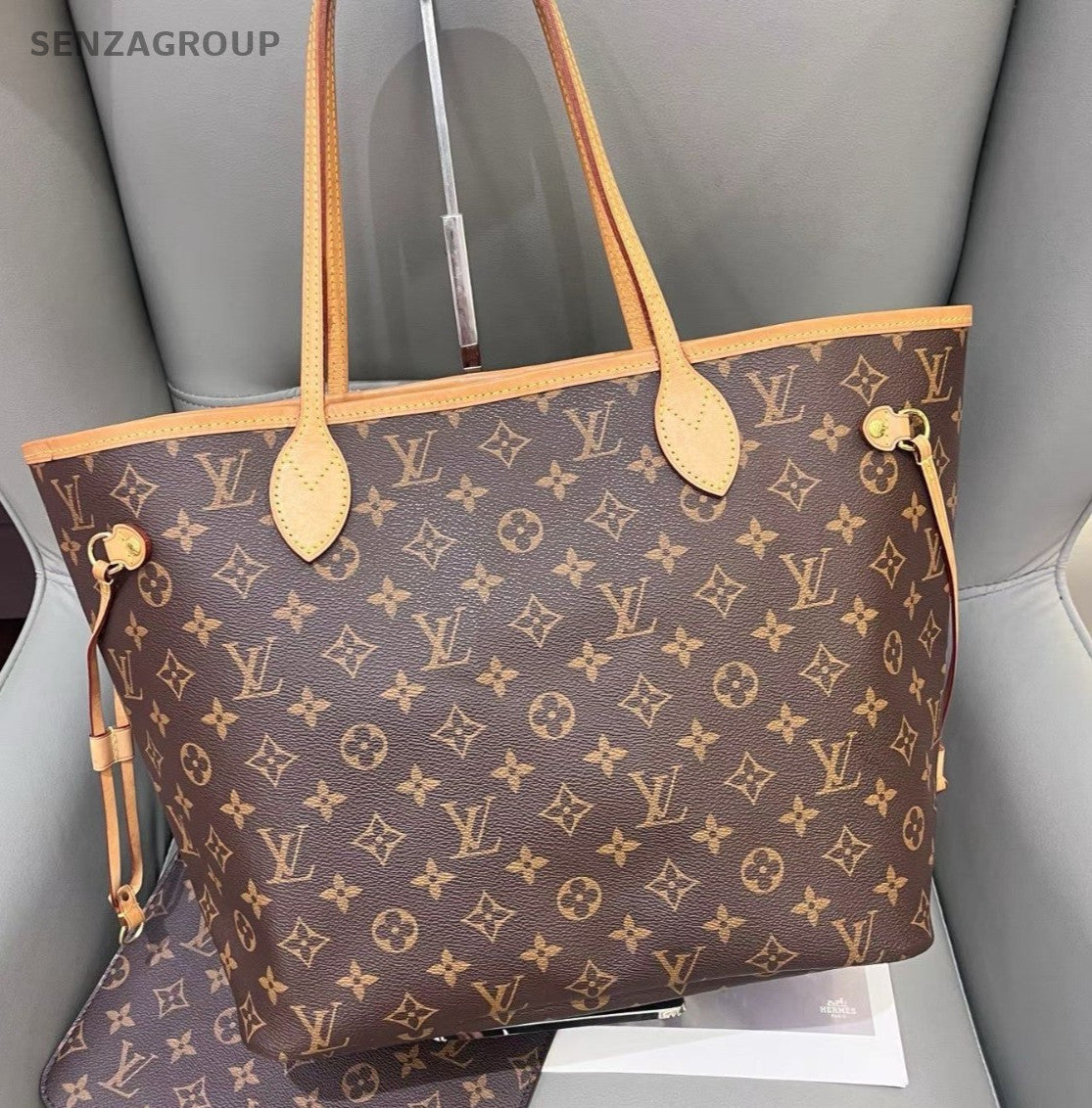Louis Vuitton Neverfull Monogram Shoulder Bag Brown Gold Women Classic