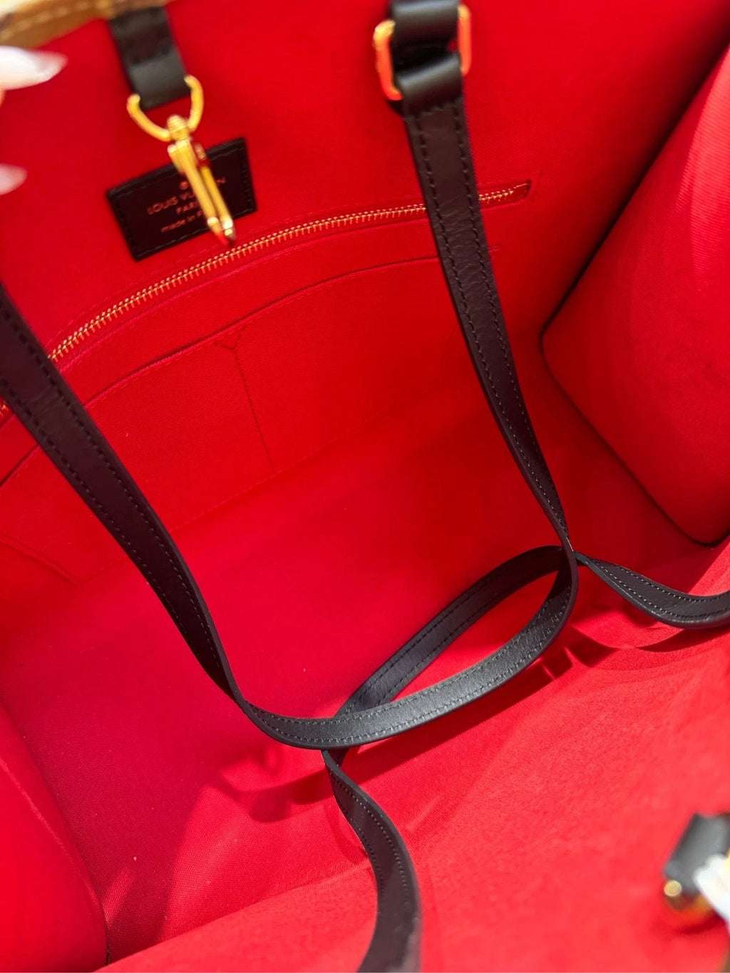 Louis Vuitton OnTheGo Monogram Canvas Handbag Tote Bag Excellent