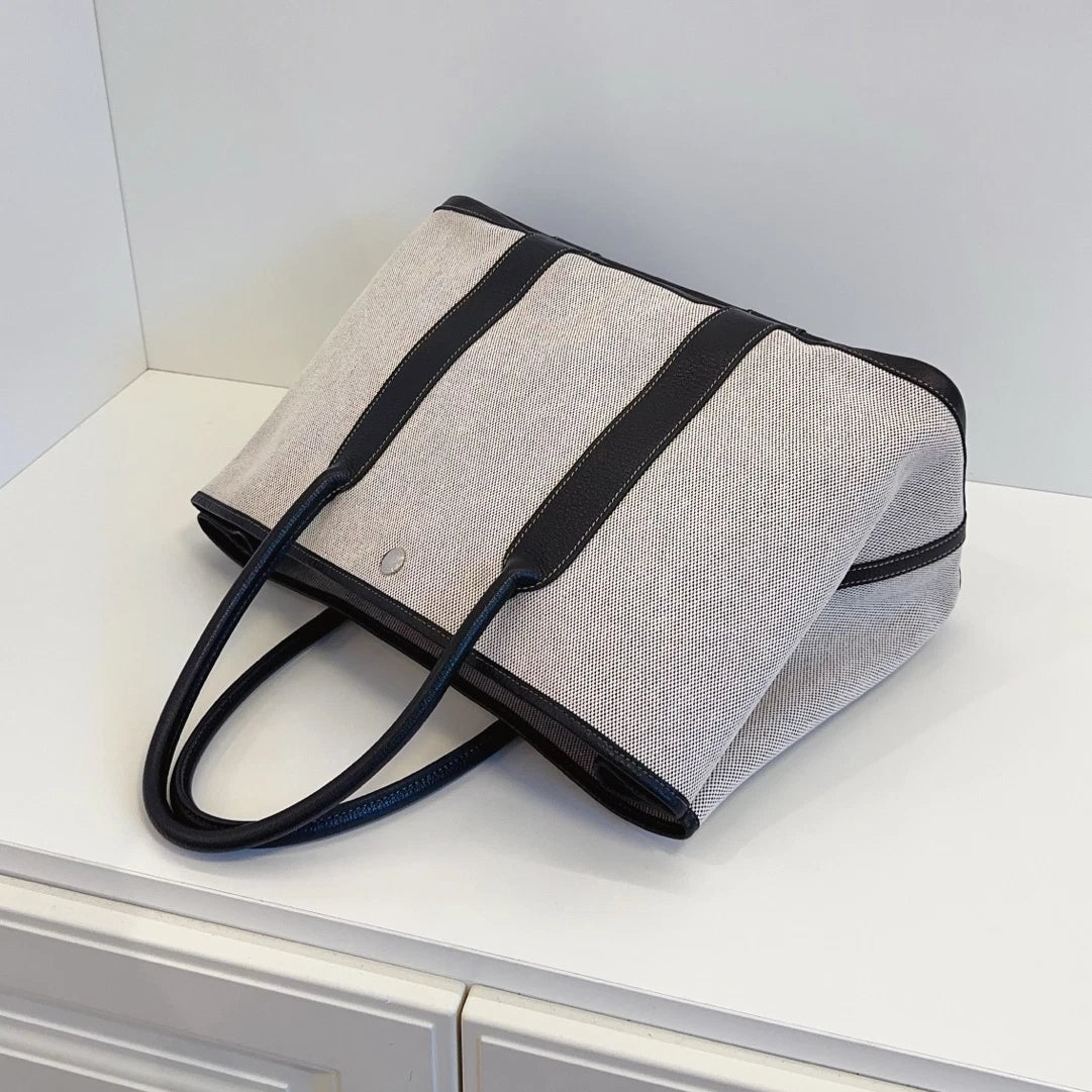 Authentic Hermes Garden Party36 Tote Top Handle Bag Black and White