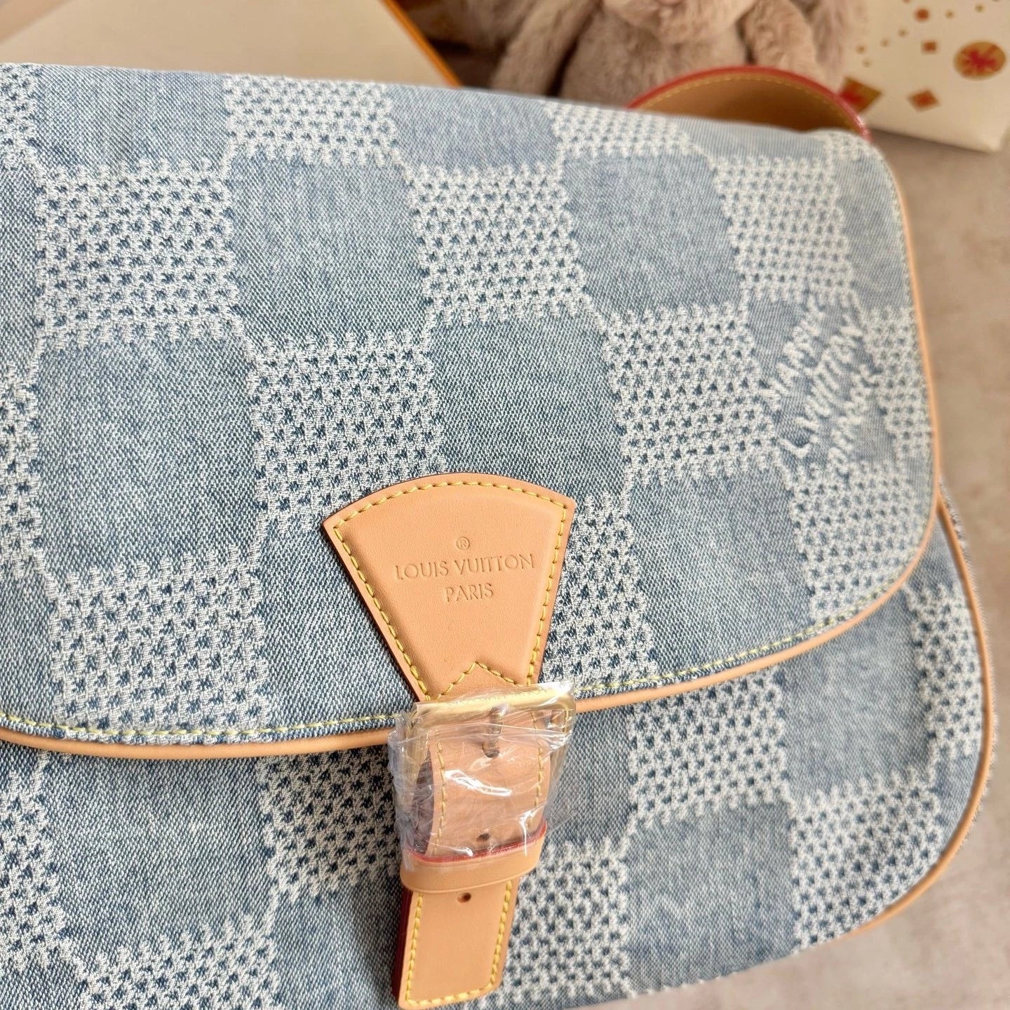 New Louis Vuitton Denim Checkerboard Messenger Bag For Women
