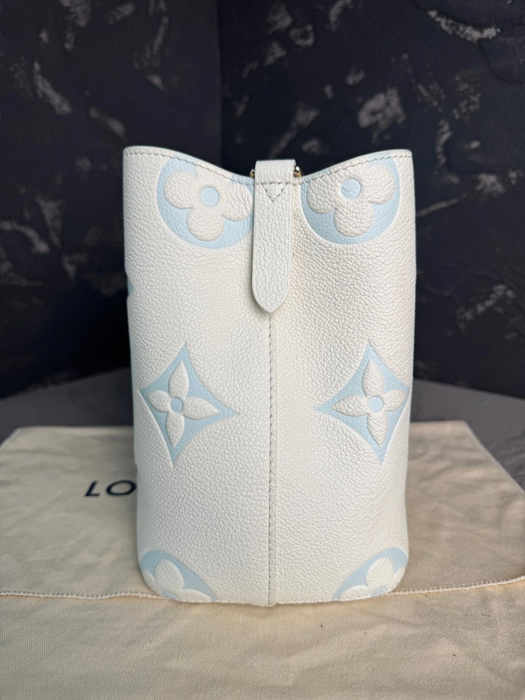 Louis Vuitton Neo Noe White Blue Leather Mini Bucket Bag For Women
