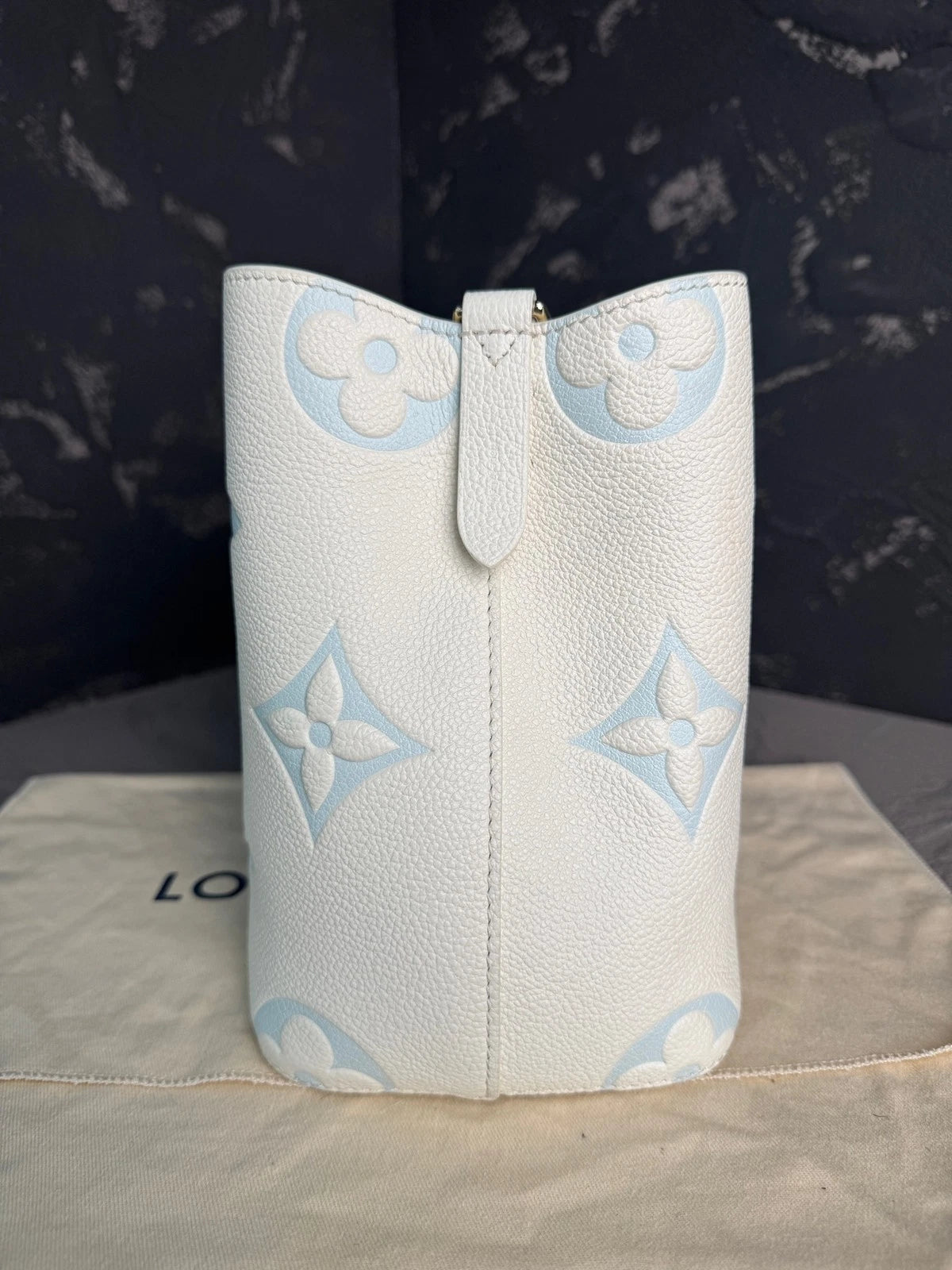 Louis Vuitton Neo Noe White Blue Leather Mini Bucket Bag For Women