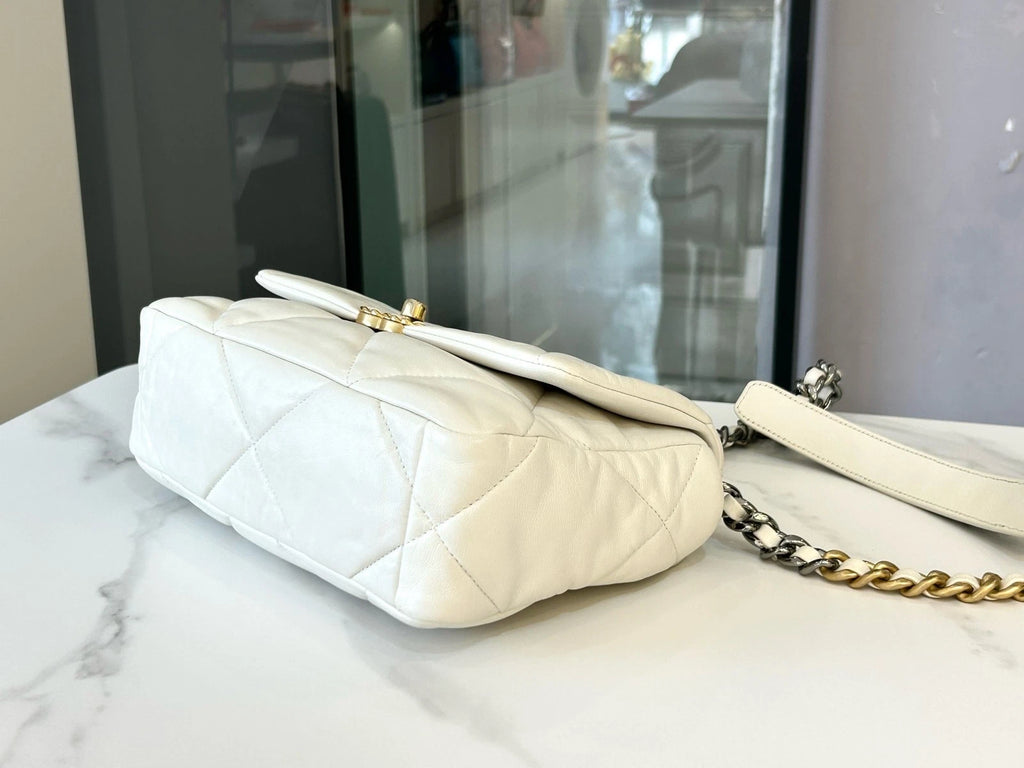 CHANEL 19Bag Small White Gold Lambskin Chain Shoulder Bag For Women