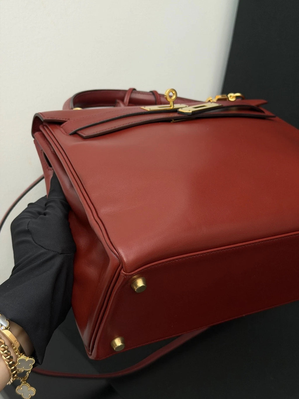 Hermes Kelly28 Top Handle Bag Crossbody Red Gold Used Women Classic Fashion