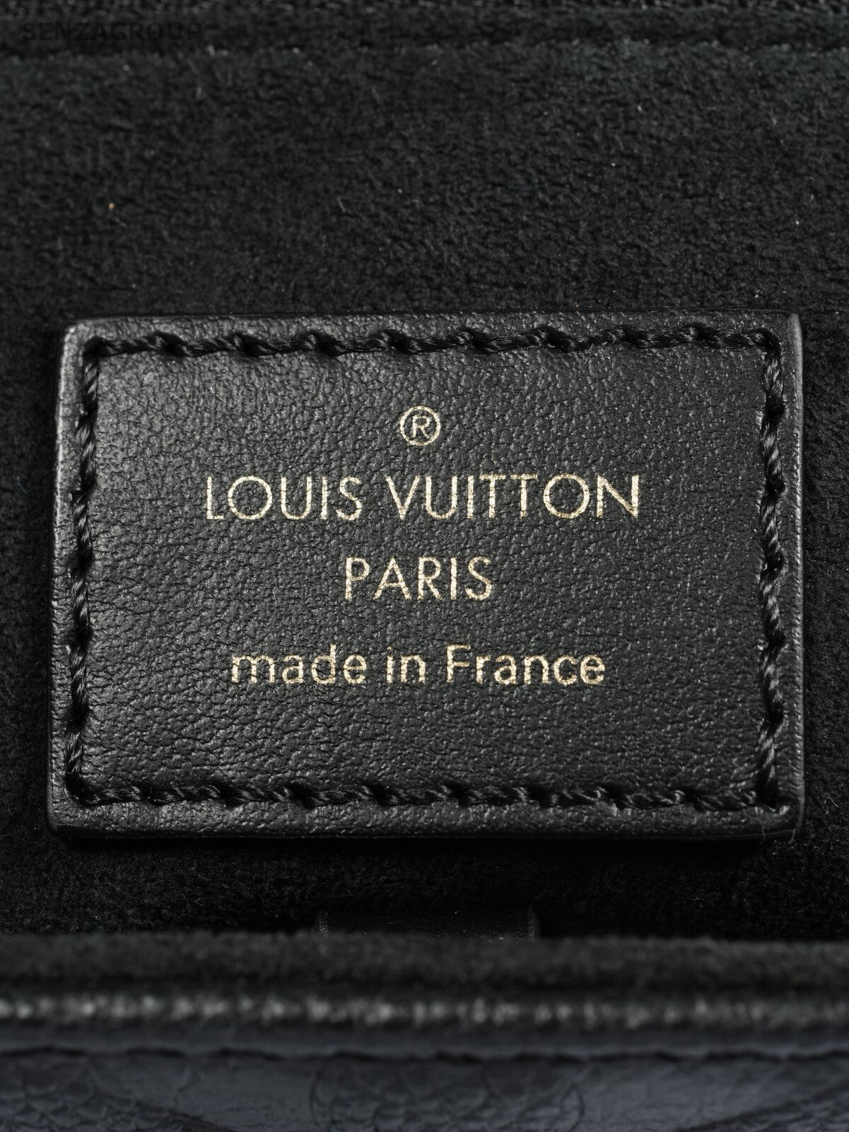 LOUIS VUITTON black Monogram Empriente  ON THE GO PM M45595