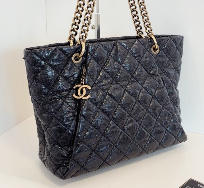 Chanel Diamond Tote Calfskin Chain Shoulder Bag Black Gold Women Classic