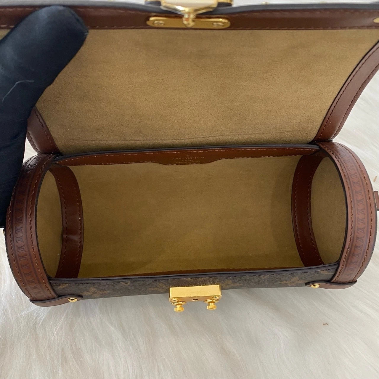 Louis Vuitton Papillon Monogram Brown Gold Buckle Crossbody Bag Women Classic