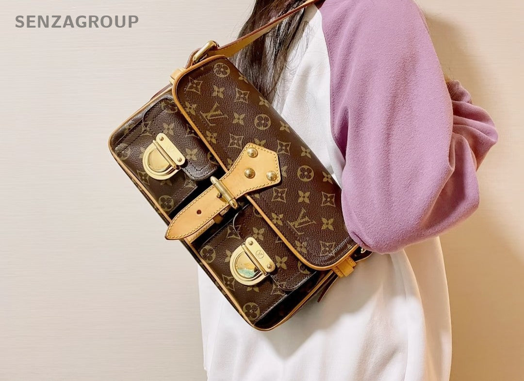 Louis Vuitton Vintage Manhattan Monogram Shoulder bag Brown Women Classic