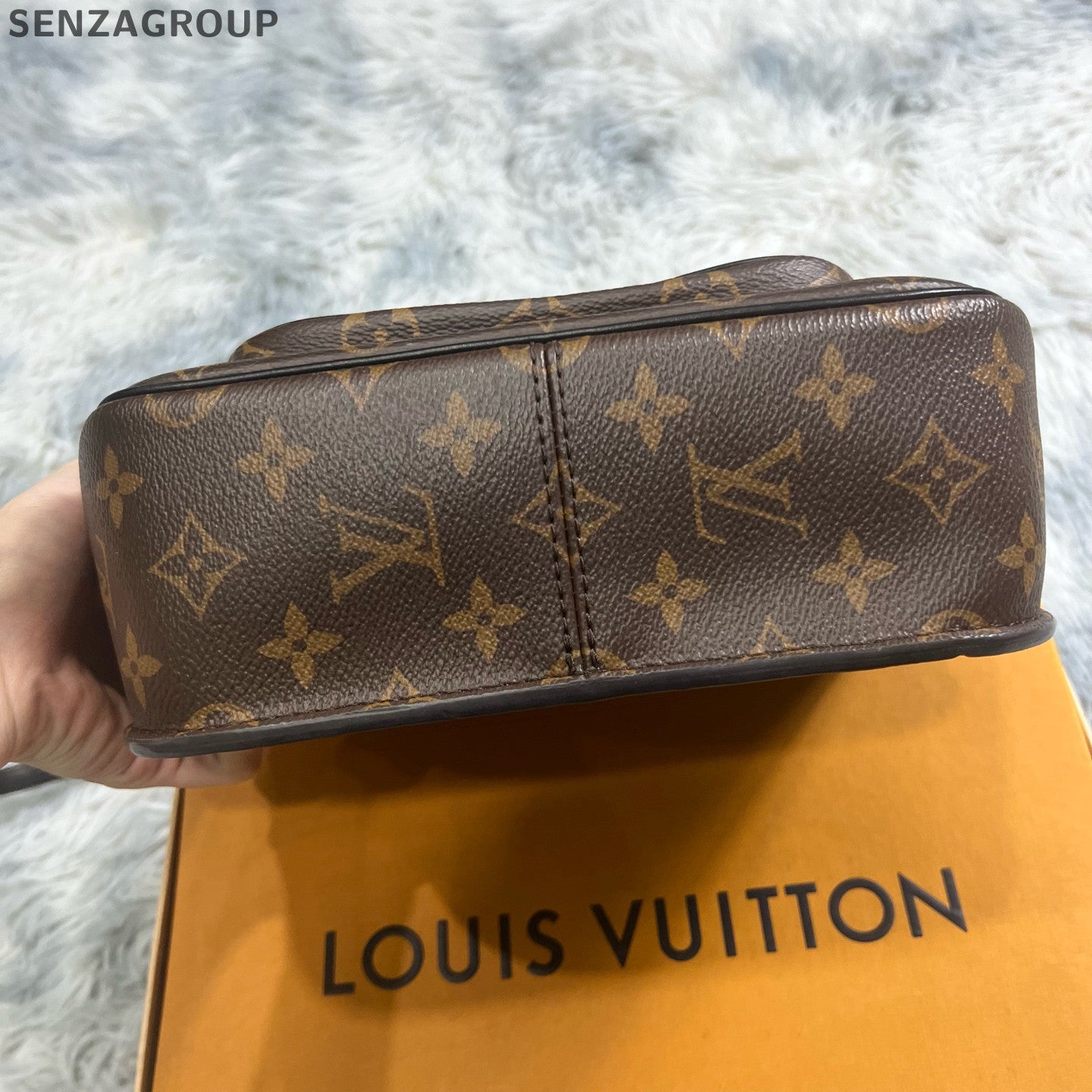 Louis Vuitton Monogram Messenger Chain Crossbody Bag for Women