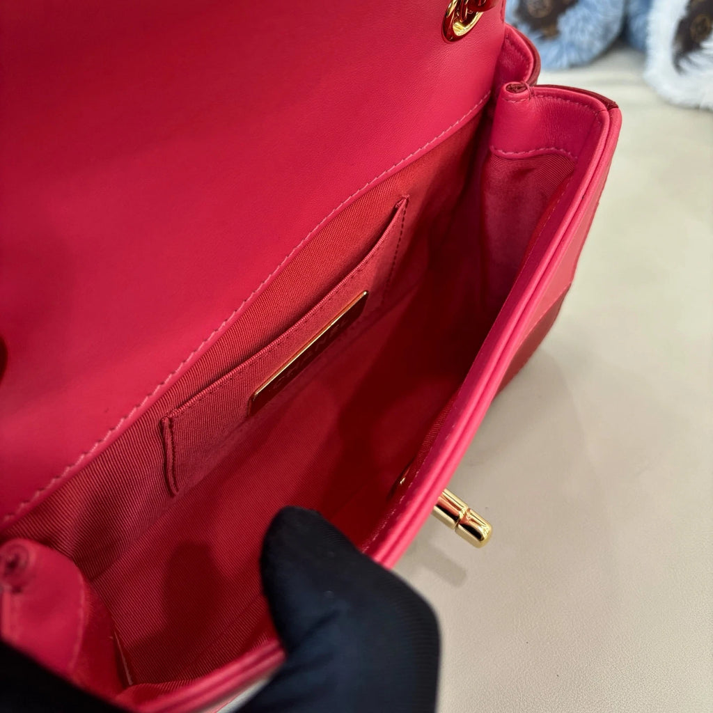 Chanel Diamond Chain Shoulder Crossbody Red Pink Gold Women Classic