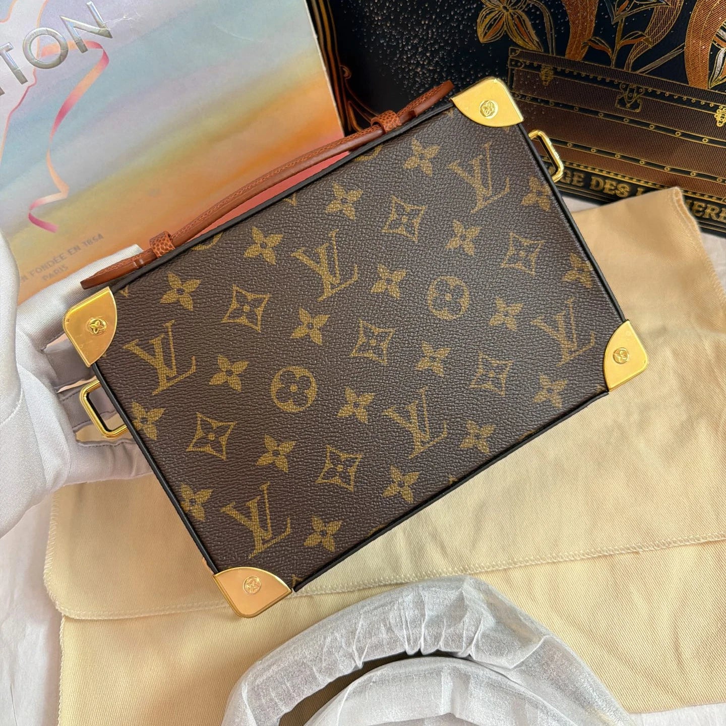 New Louis Vuitton x NBA Handle Trunk Monogram Handbag Crossbody Chip Version