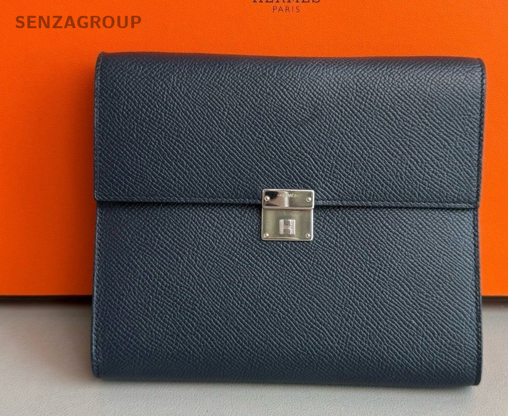 Hermès Clic 16 Epsom Leather Shoulder Crossbody Bag Women Blue Almost Brand new
