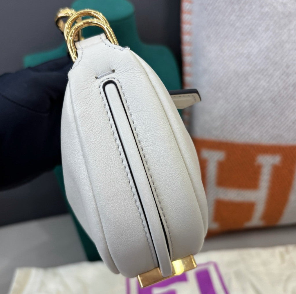 Fendi Graphy Nano Calfskin Wrist Bag White Gold Used Women Classic Fashion