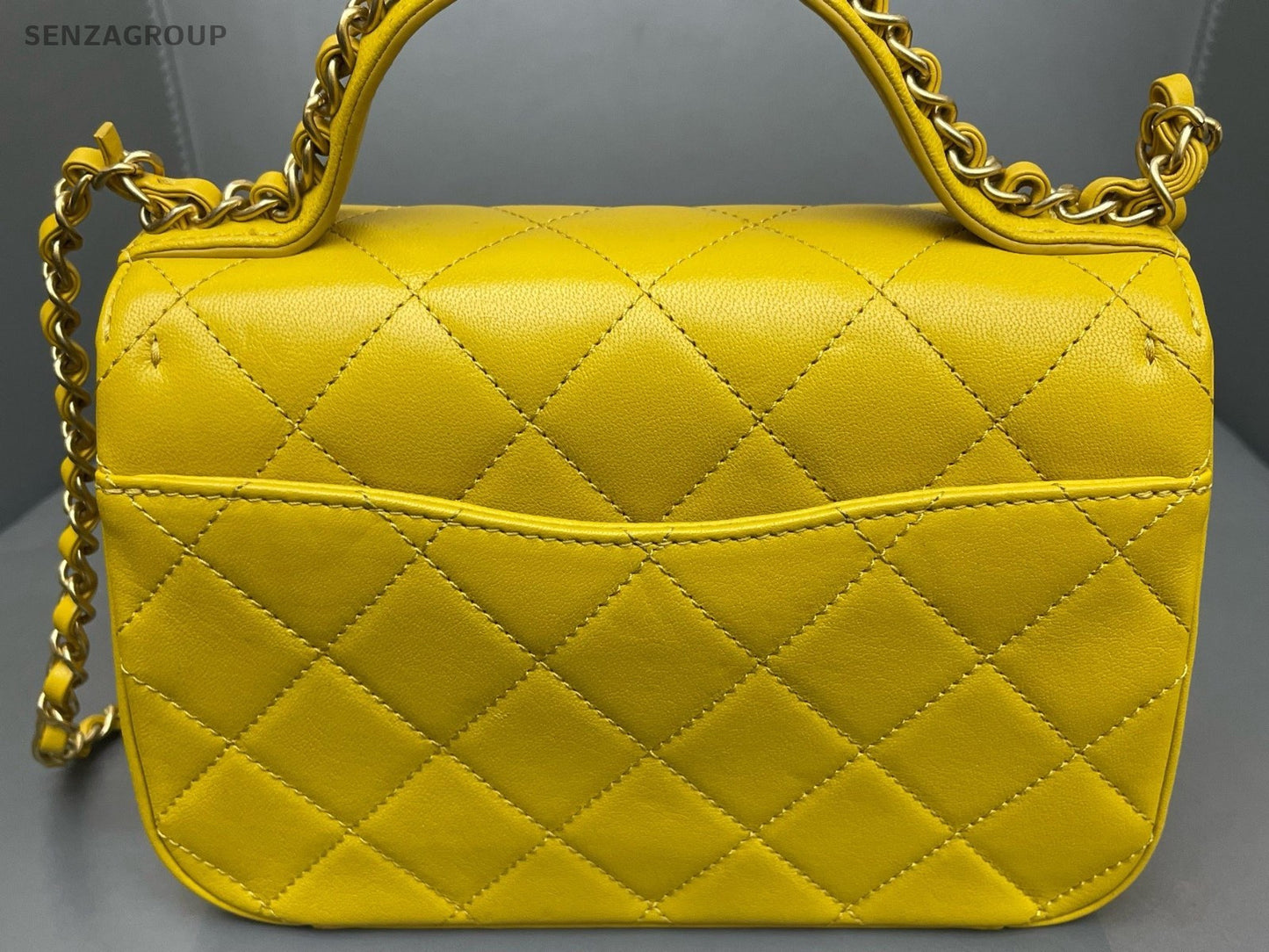 Chanel Cocohandle MM Chain Top Handle Bag Crossbody Yellow Gold Diamond Women
