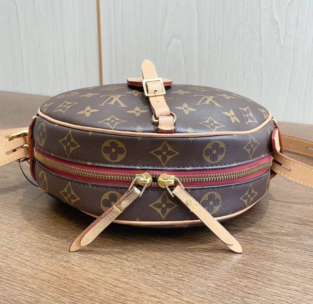 Louis Vuitton Boite Chapeau Souple Monogram GM Shoulder Bag Crossbody Bag Women