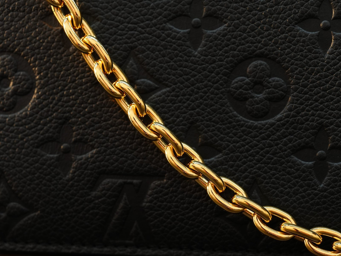 Louis Vuitton Pochette Metis Monogram Empreinte Chain bag Almost Brand NEW