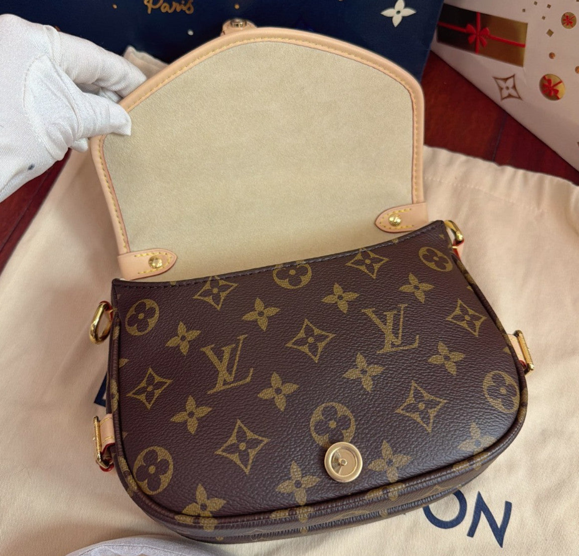 Louis Vuitton Saumer BB Monogram Shoulder Bag Brown Gold Women Classic Fashion