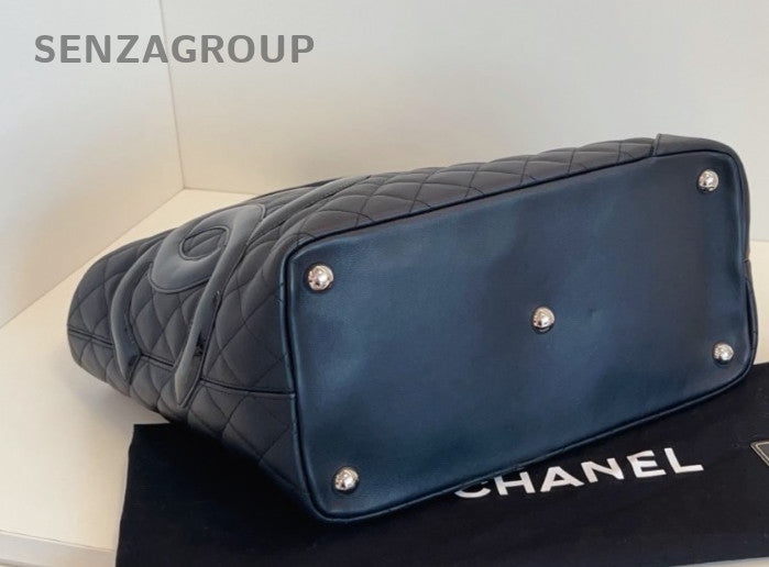 CHANEL Combom Tote so black CC Logo Shoulder bag Black Women