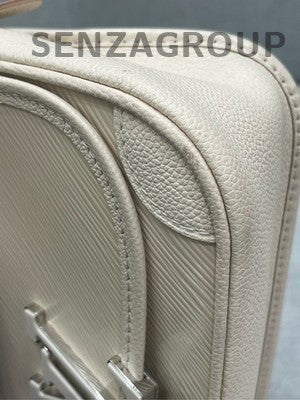 Louis Vuitton Silver Fendi Baguette Shoulder Crossbody Bag Classic Women