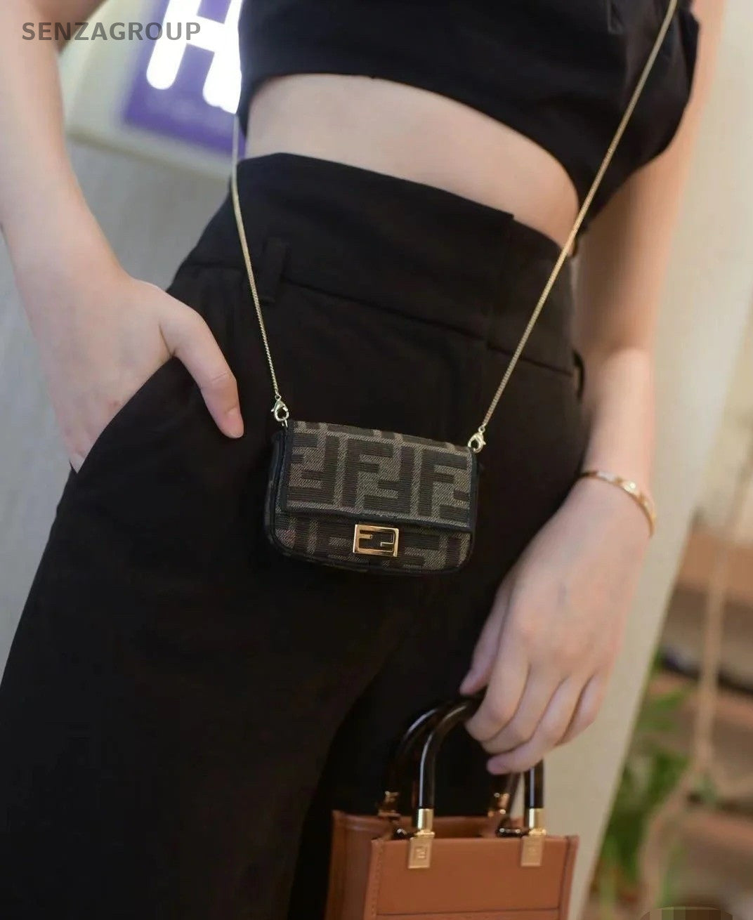 Fendi mini Chain Bag Monogram Shoulder Crossbody Bag Women Black