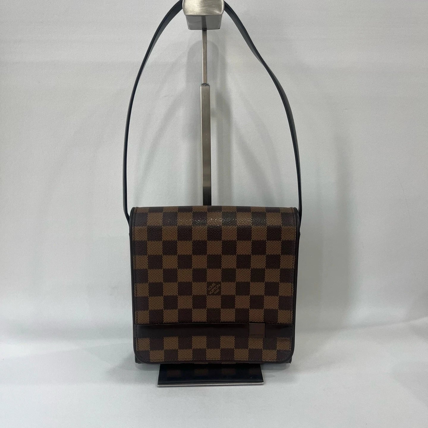 Louis Vuitton Damier Canvas Flap Shoulder Bag For Women