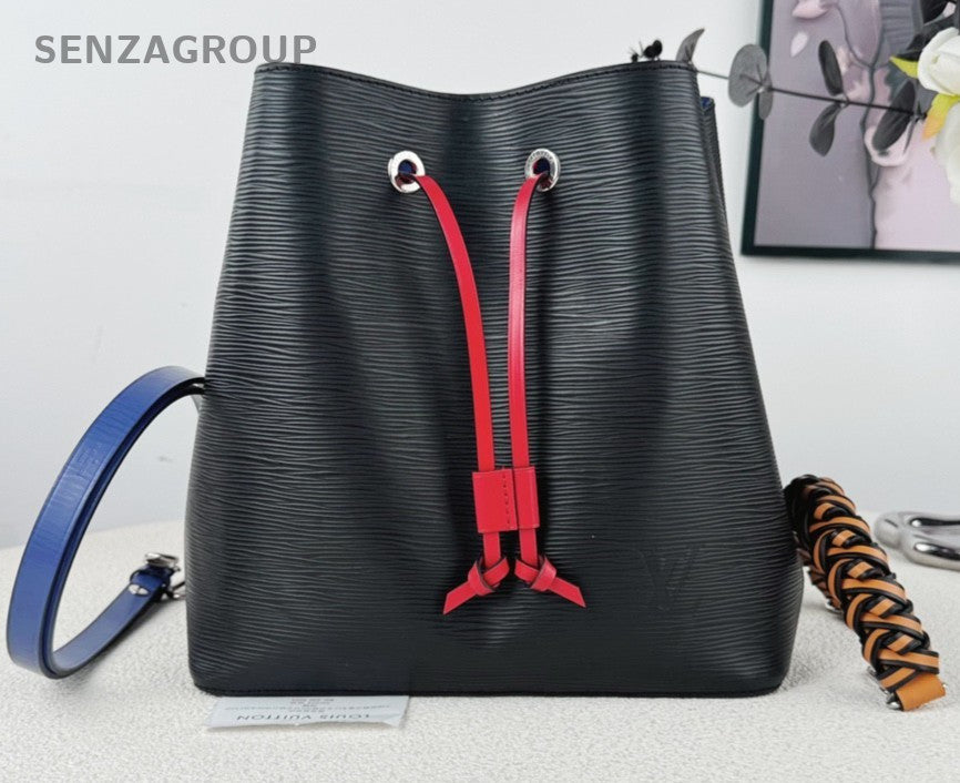 Louis Vuitton NeoNoe Epi Leather Bucket Drawstring Shoulder bag Women Black