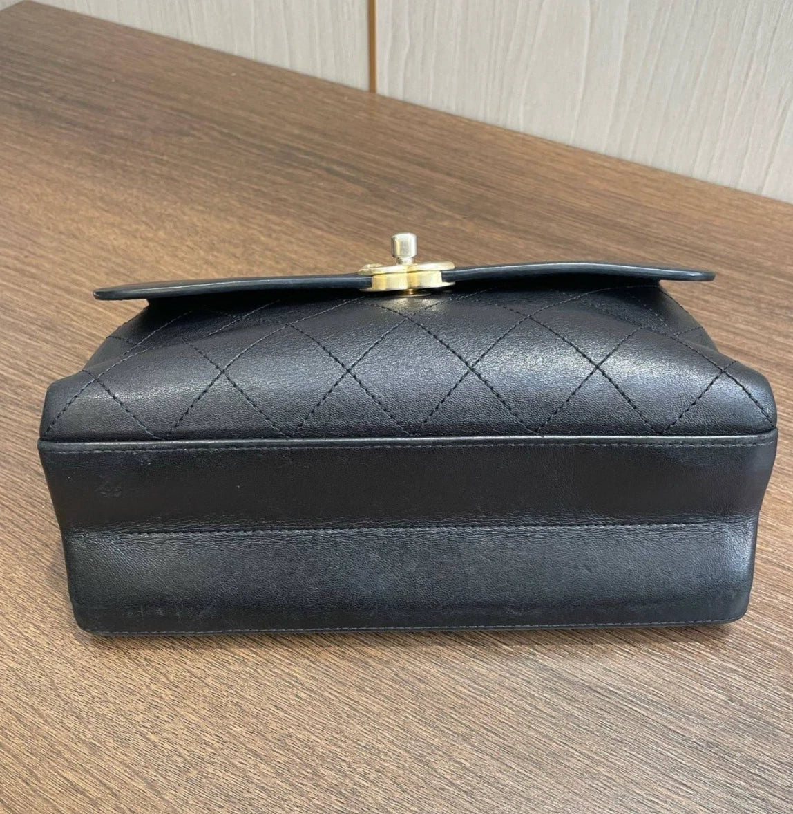 Chanel Trendy CC Message Bag Top Handle Bag Shoulder Bag Gold Hardware Women
