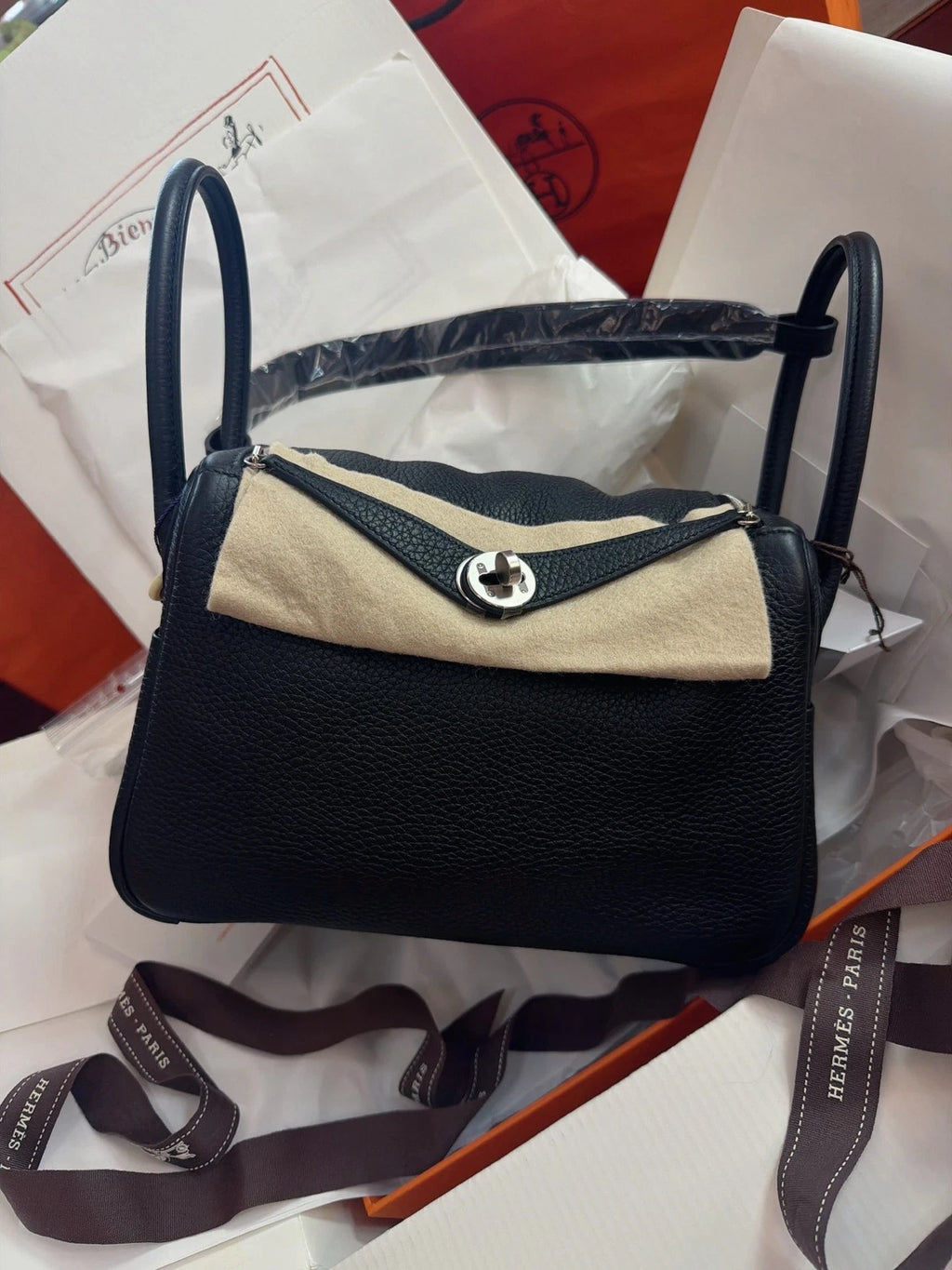 New Hermes Lindy26 Black 2Way Handbag Shoulder Bag Silver Hardware