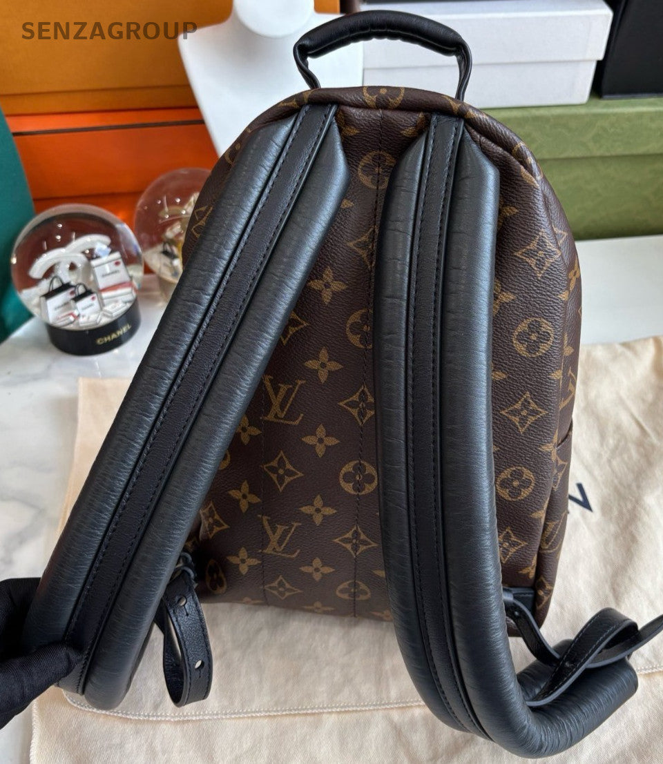 Louis Vuitton Monogram Classic Blackpack Medium Amost brand NEW Chip Version