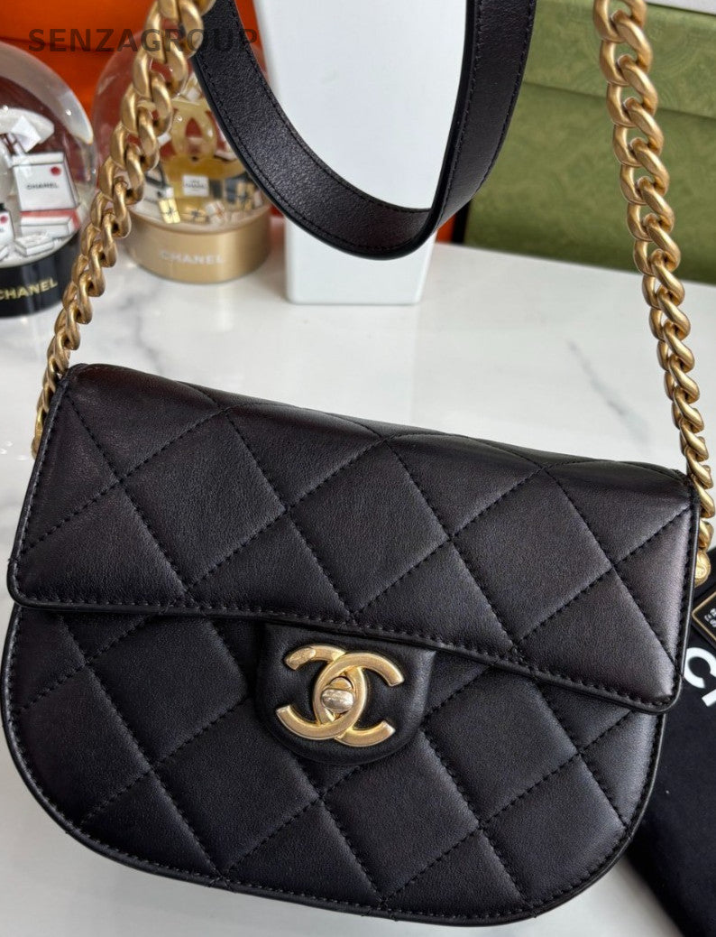 Chanel 21S Calfskin Chain Shoulder Bag Black Gold Women Diamond Pattern Classic