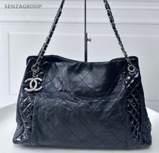 Chanel Diamond Tote Chain Shoulder Bag Black Silver Used Women Classic