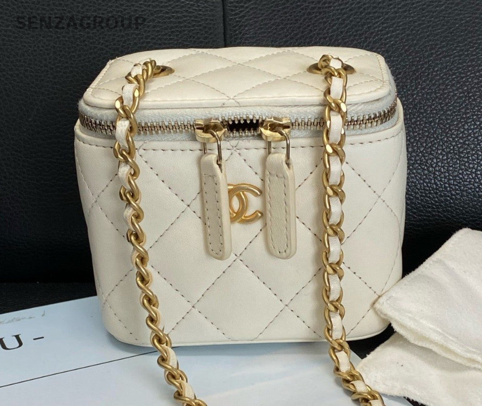 CHANEL Vanity Box mini Chain Shoulder Bag Crossbody White Gold Women Classic
