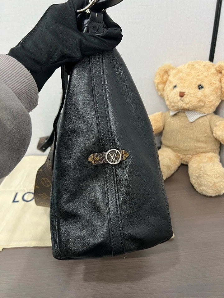 Louis Vuitton Black Carryall Tote Shoulder Bag For Women