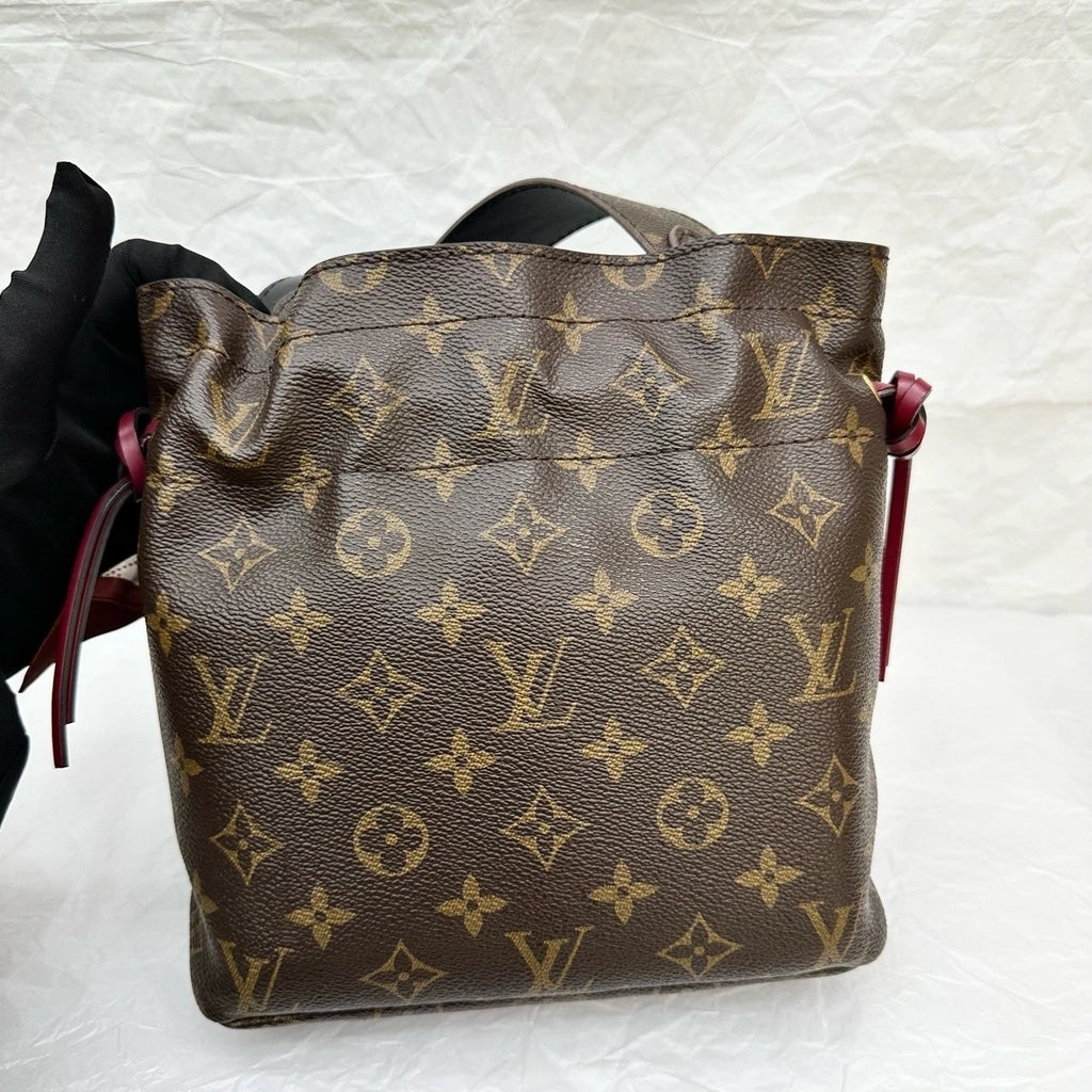 Louis Vuitton Monogram Canvas Drawstring Bucket Bag For Women