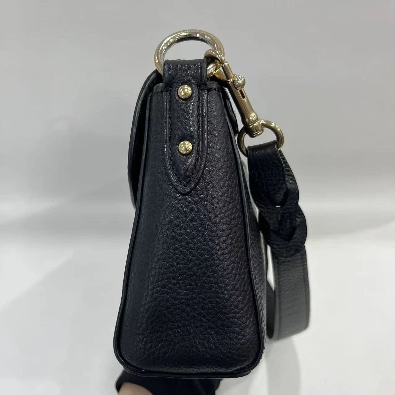 Coach Canvas Brown Shoulder Bag For Women