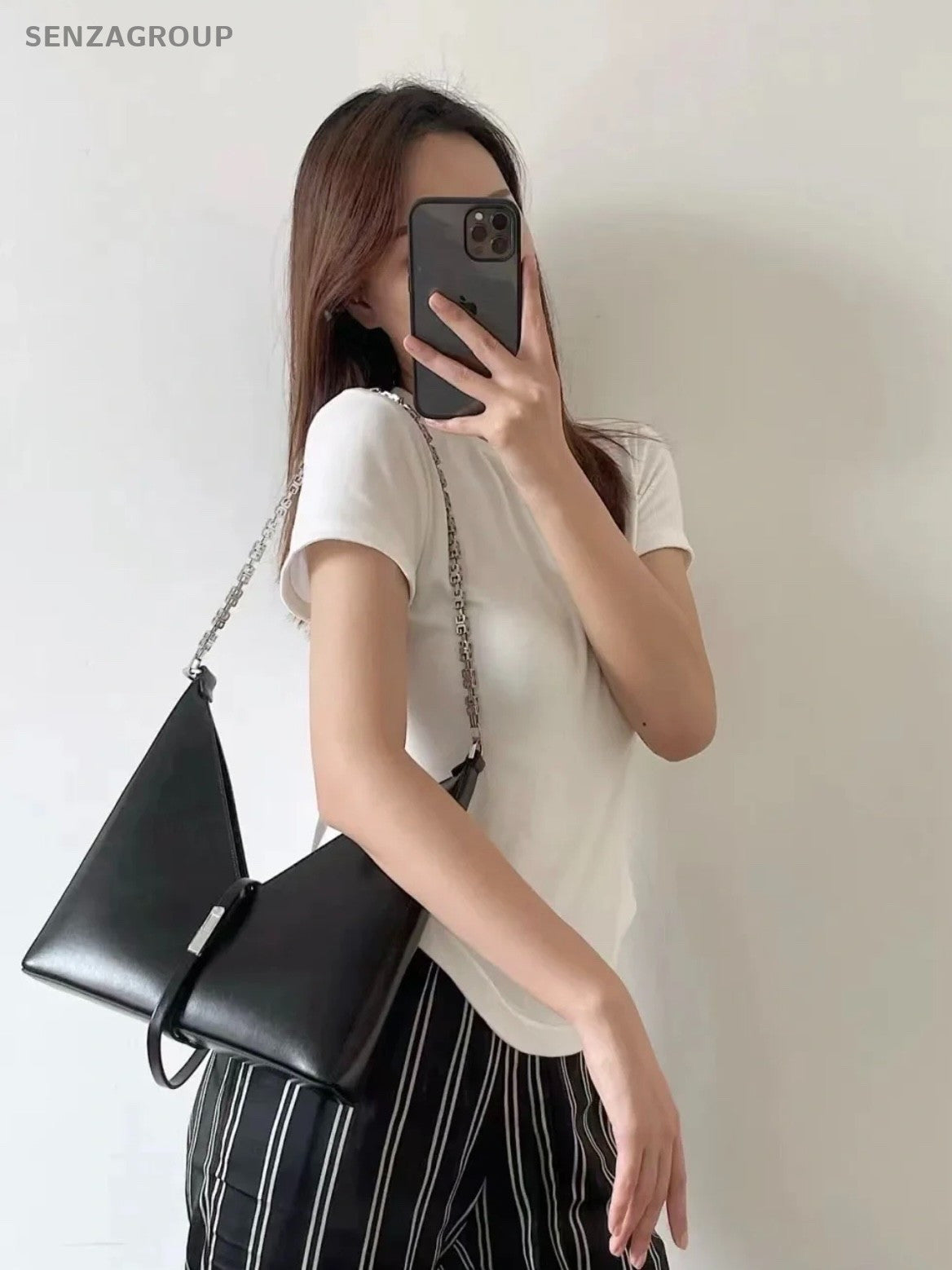 Givenchy Cut-out PM Classic Chain Strap 2WAY Shoulder bag Crossbody Women