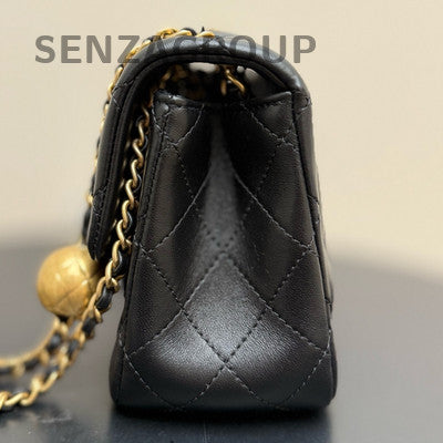 Chanel Quilted Chain Shoulder Bag Black Gold Classic Fashion Women